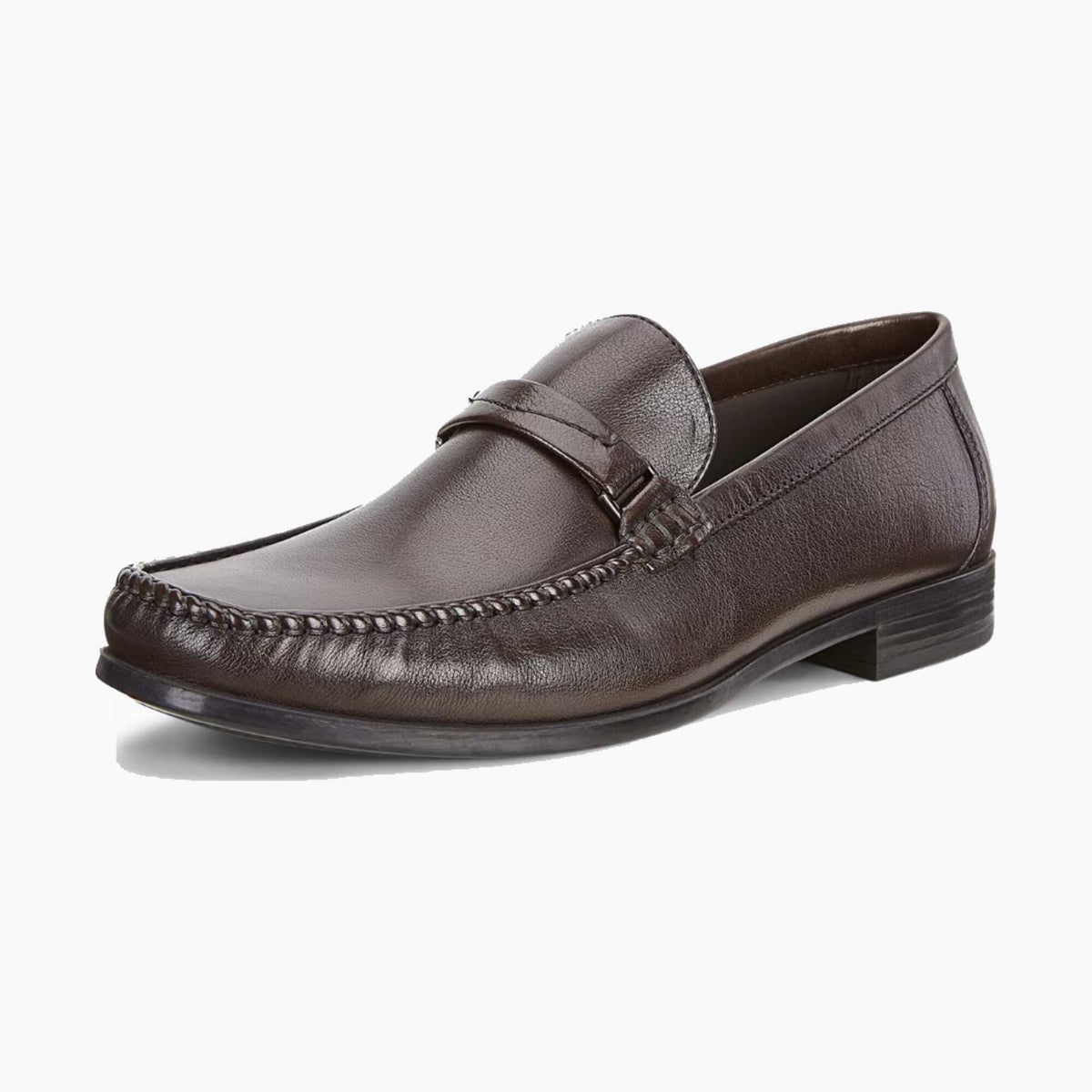 ecco-brown-classic-02-front-angle
